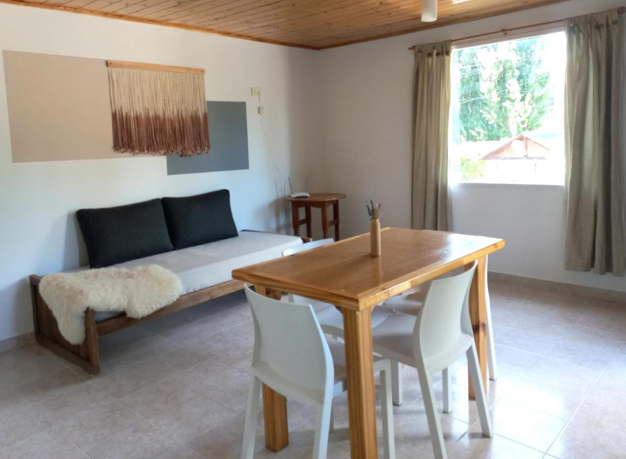 Los Guindos Apart El Calafate Exterior foto